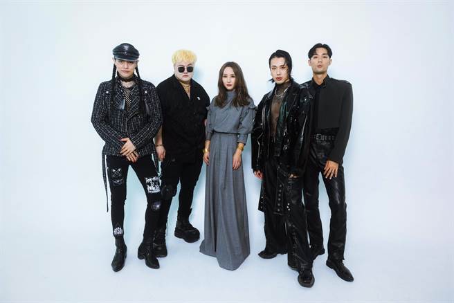 法兰邀请TRASH合唱新歌。（相映国际提供）