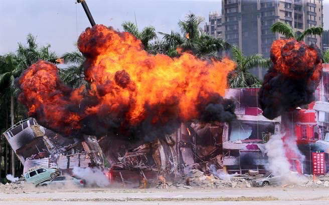 新北市政府民安8号演习，荣获直辖市兵棋推演及综合实作特优，其中综合实作更是自99年开办起连续获得9连霸殊荣。(新北市消防局提供)