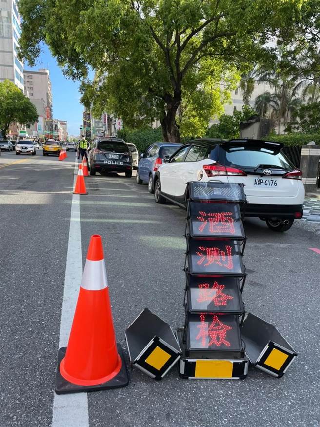 花蓮縣警局持續強化取締酒駕量能，將在經常飲酒之處、時段，以定點或機動方式稽查，遏阻酒駕行為與不法事件發生。（花蓮縣警局提供／羅亦晽花蓮傳真）
