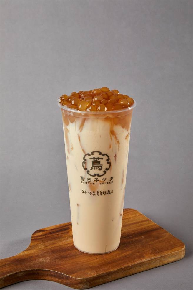 茑日子双11当天买指定饮品「茑口令＃1111旧爱茑红北岛白玉」，第二杯一律11元。（品牌提供）