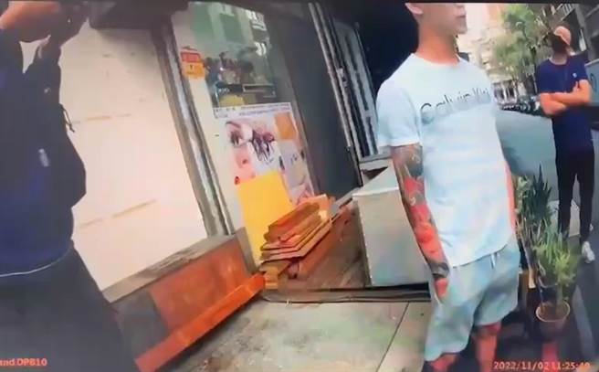 警方破获诈欺集团。（翻摄画面）