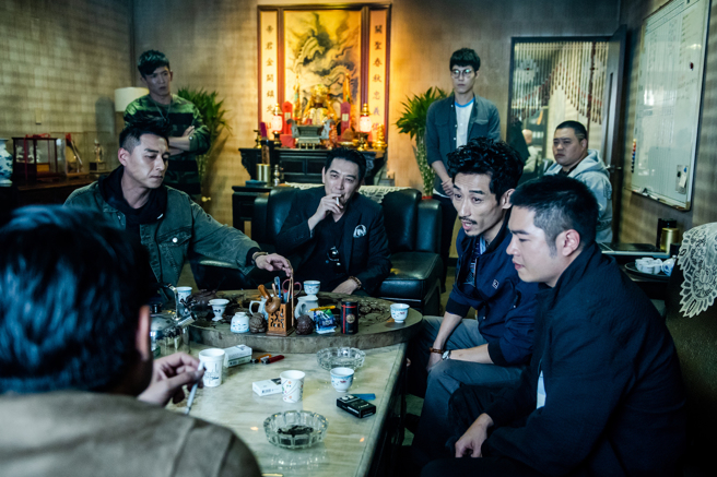 警方发现，电影《角头 浪流连》曾到史上最大宗大麻走私案据点的北山会的堂口进行拍摄。(齐石传播提供)