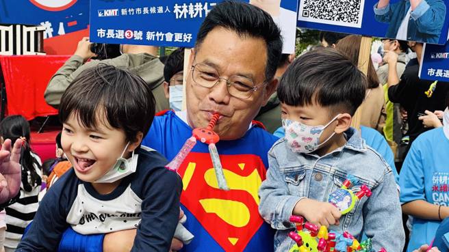 林耕仁推出「舒壓樂活手作坊-第二站」活動，邀請市民朋友動手DIY，自己做口罩掛繩。（圖／取自林耕仁臉書）