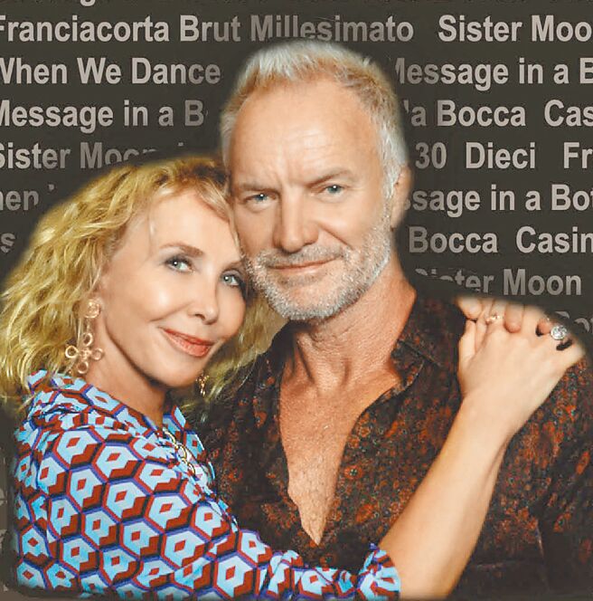 搖滾詩人史汀（右）是義大利500年酒莊的主人，當年買下酒莊送愛妻Trudie。（浩詠提供）飲酒過量有害健康