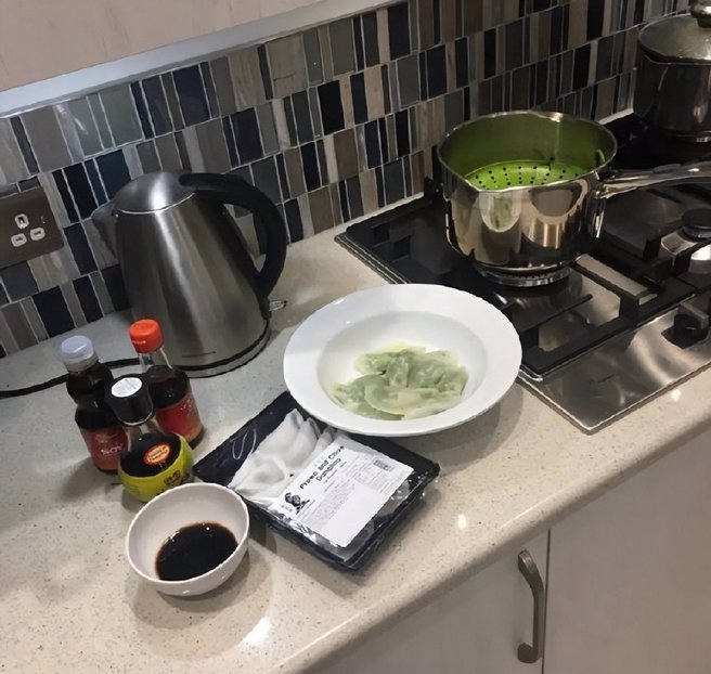 費翔卸下明星光環後的生活相當愜意。(微博)