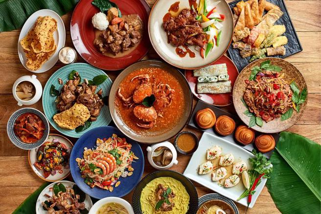 （台北福華大飯店線上旅展延長至11月11日，彩虹座通用自助餐券999元，全餐期午餐、下午茶、晚餐均適用。圖／台北福華大飯店提供）