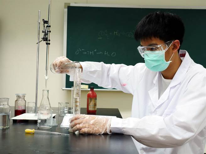 洪上禾在均头求学期间，不仅专注自己的兴趣，也选修具挑战性科目。（均头提供／杨静茹南投传真）