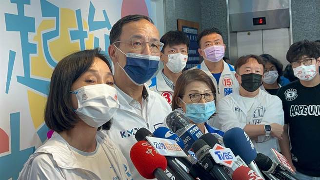 针对绿抛「北北基桃」1200月票，国民党主席朱立伦怒轰：民进党慌阵脚出怪招。（柯宗纬摄）