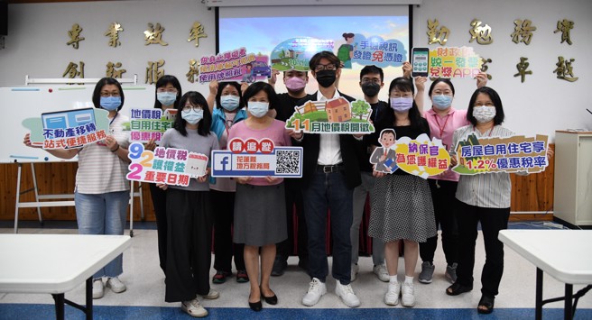 透過實際案例分享，講解危機處理及新聞稿撰寫技巧，內容生動活潑，不僅提升施政績效與政策傳播效能，也能傳遞新聞傳播領域的知識。(戴志揚翻攝)