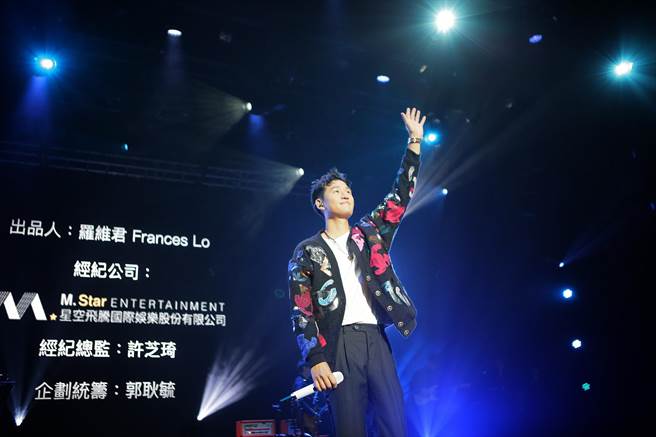 周兴哲近日赴美国、加拿大开唱，工作行程满檔。（星空飞腾提供）