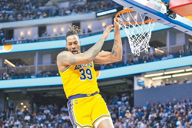 NBA超级巨星「魔兽」霍华宣布加盟T1联盟桃园云豹的消息，震撼台湾篮坛。（路透资料照片）