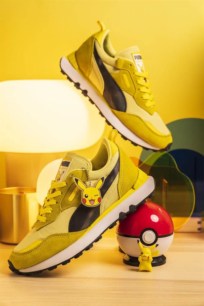 PUMA与宝可梦联名推出一系列可爱单品，Rider FV PIKACHU 鞋款4080元。（PUMA提供）