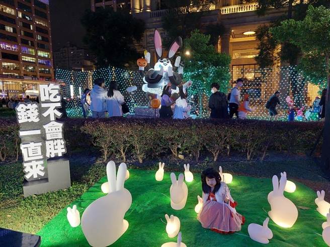 2022桃园万圣城10天活动破纪录涌入逾42万人次，成功打造「桃园万圣城」品牌。(蔡依珍摄)