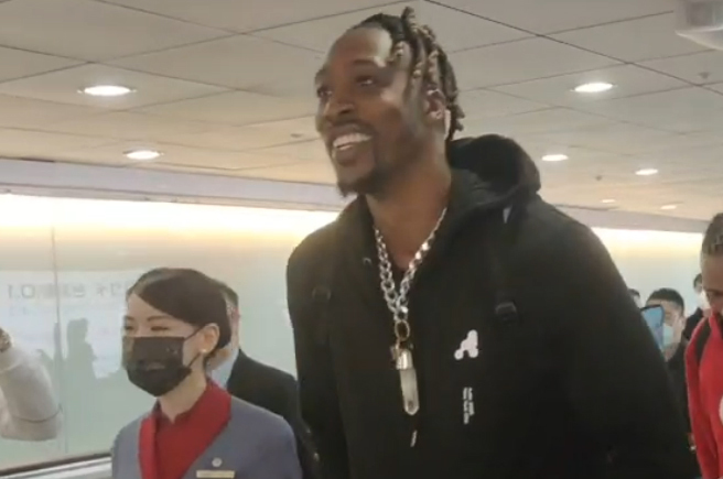 「魔兽」霍华周四晚间抵台。(图／翻摄画面)