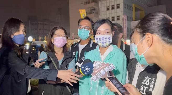 民眾党新竹市长候选人高虹安说，内部管理制度是由主任跟同仁大家一起讨论出来，都是办公室正常的管理制度，外界不用放大解读。（高虹安团队提供／王惠慧新竹传真）