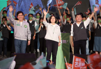 影》民進黨「為台灣鼓舞」造勢登場  蔡英文：台灣要更堅定地捍衛民主、讓世界更團結支持台灣！