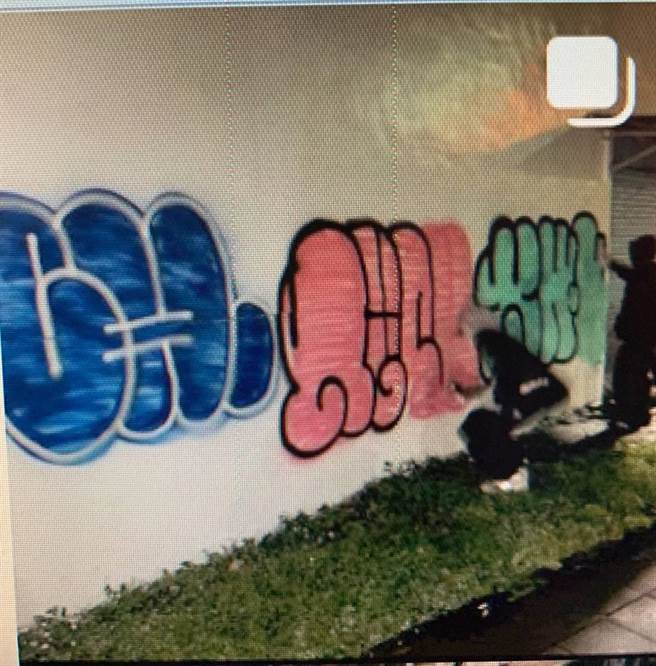警方发现，3人在大安、内湖区四处涂鸦。（翻摄照片／林郁平）