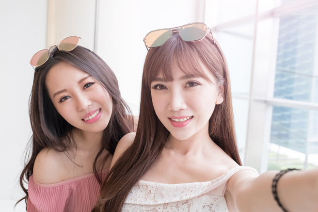 射手、 天秤、 雙魚、 處女及金牛的女性擁有樂觀心態，讓她們不管年紀多大，看起來都不顯老。(示意圖/達志影像)