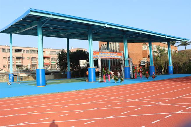 风雨球场。（苗栗县政府提供／李京升苗栗传真）