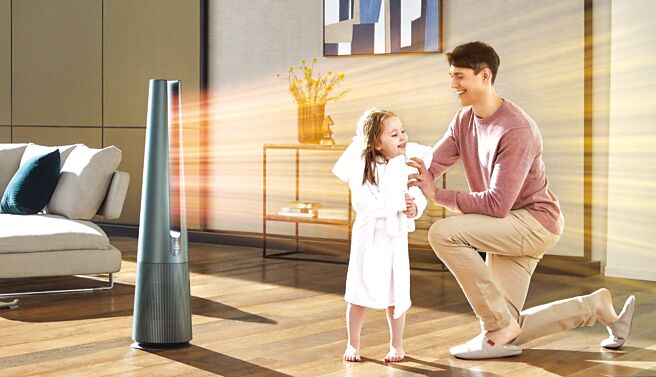 全新推出的LG AeroTower風革機UV抑菌涼暖系列，暖風模式下可運用廣域送風，將暖流送至家中各個角落。圖／台灣LG電子提供