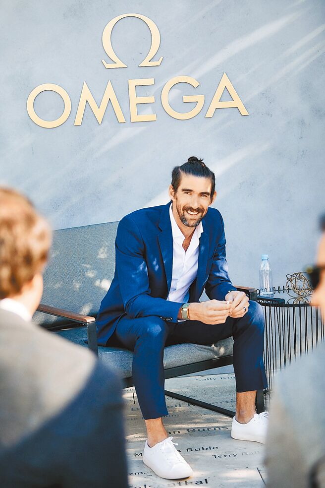 奧運金牌傳奇「飛魚」麥可菲爾普斯出席歐米茄1932同軸擒縱大師天文台認證機芯發表會。（OMEGA提供）
