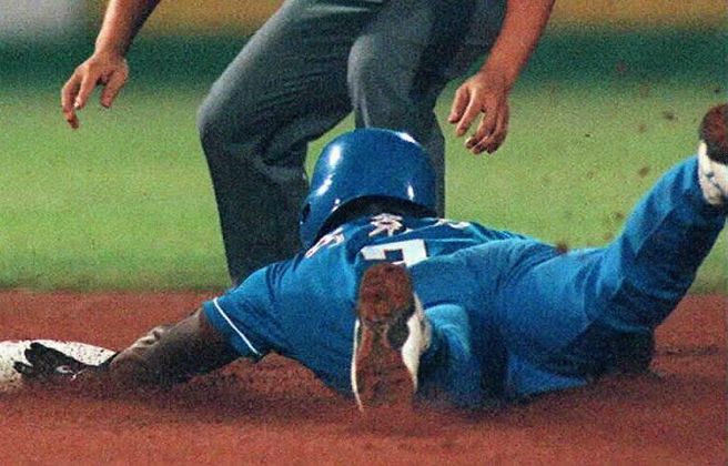 1998年的三商虎洋将巧克力。（报系资料照）