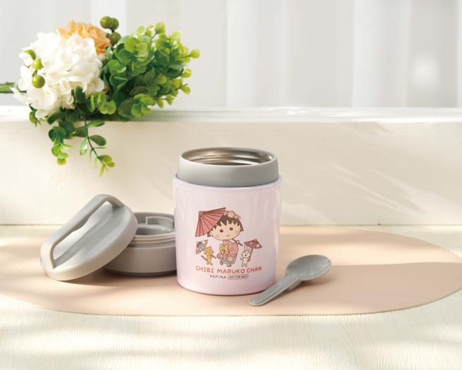 SOGO忠孝、復兴馆11月14日至15日，消费满1000元，赠樱桃小丸子便携保温食物罐。（SOGO提供）