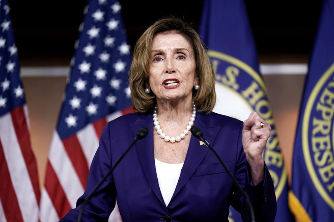 外界盛传美国民主党若是输掉眾议院多数地位，议长裴洛西（Nancy Pelosi）将会退休，不过她13日表示没有离开国会的打算，但可能影响是否争取民主党团领袖的决定。（资料照／美联社）