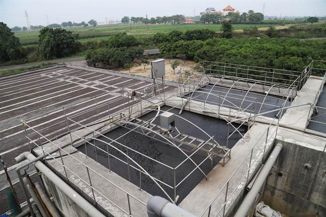 推动畜牧粪尿资源化包括水资源回收利用，经处理后的畜牧废水可回归农地当肥分，若遇枯水期可疏解灌溉用水短缺燃眉之急。（嘉义县政府提供∕吕妍庭嘉义传真）