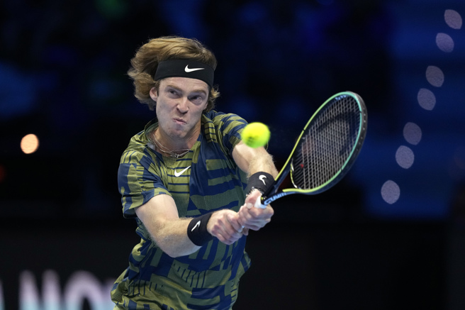 鲁布列夫力克同胞，在ATP年终赛小组赛拿下首场胜利。（美联社）