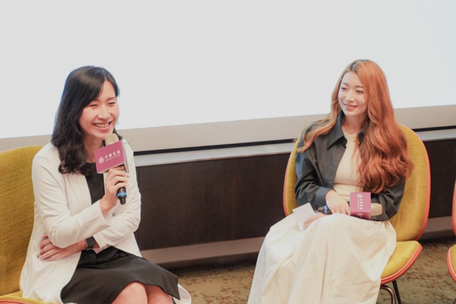 中山医学大学营养系毕业的依依表示，在王怀麟院长门诊后检测AMH数值后，更让她感嘆，现代人受生活工作压力及饮食的影响很深进而影响生育力。但幸而目前医疗科学进步，女性可透过医疗科技让自己有更多选择，而选择冻卵的机构，依依经过评估后会更在意实验室、医疗团队的专业度及安全性。