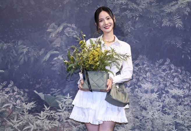 曾之喬坦承剛出道時曾是「時尚絕緣體」，如今成為CHARLES & KEITH品牌大使，過程超勵志。（陳俊吉攝）