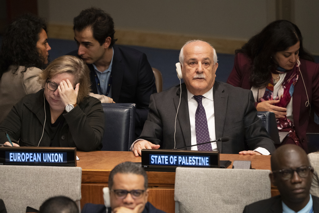 11日，巴勒斯坦驻联合国代表曼苏尔Riyad H. Mansour 第4届委员会会议投票资料照。（美联社）(photo:ChinaTimes)