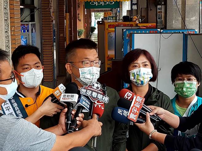 民进党台中市长候选人蔡其昌表示，选举是君子之争，只做政策讨论。（冯惠宜摄）