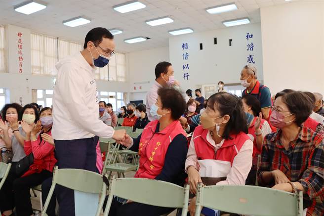 國民黨中常會今在嘉義縣舉辦，兼舉辦黨慶活動，國民黨主席朱立倫親自主持。（呂妍庭攝）