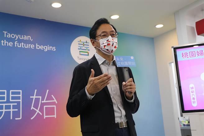 铁路地下化议题延烧，国民党桃园市长候选人张善政阵营反酸，民进党桃园市长候选人郑运鹏又自打脸，遇到桃园市长郑文灿标准又转弯。（资料照，蔡明亘摄）