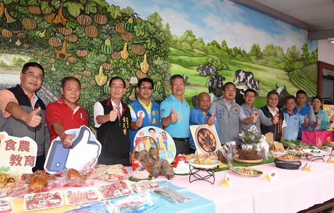 造桥农会推广有机友善农产行销。（苗栗县政府提供／李京升苗栗传真）