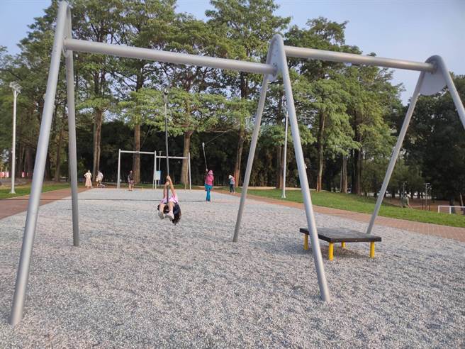 金瓜鼠乐园的滑索。（周丽兰摄）