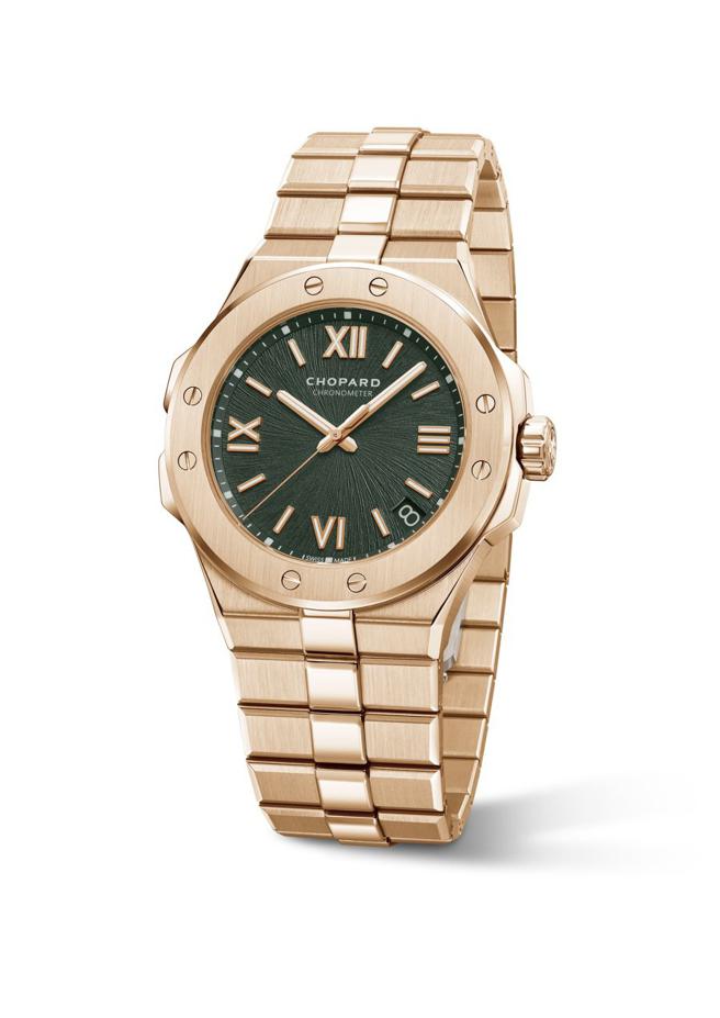 萧邦Alpine Eagle系列松树绿表盘玫瑰金腕表，部分销售所得捐赠Alpine Eagle基金会用于復育白尾鹰，179万4000元。（CHOPARD提供）