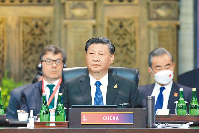 针对大陆国家主席习近平在「拜习会」的发言，学者表示，习近平不是画红线，而是画「反台独与反外力介入禁区」。图为习近平出席G20峰会。（新华社）