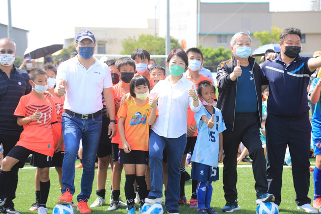 台中市在11月22、23日于市府广场举办卡达世足赛直播派对。(台中市运动局提供)