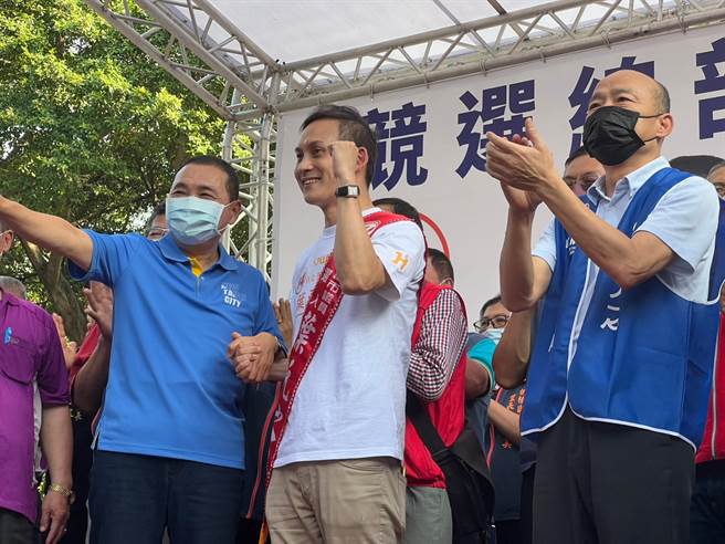 叶元之点破选举奥步。（王扬杰摄）