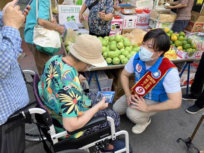 台北市大安、文山区市议员候选人高扬凯亲身经歷文山区数十年的蜕变，让他的政见更「接地气」，照顾到在地乡亲需求。（高扬凯提供／张芷瑜台北传真）
