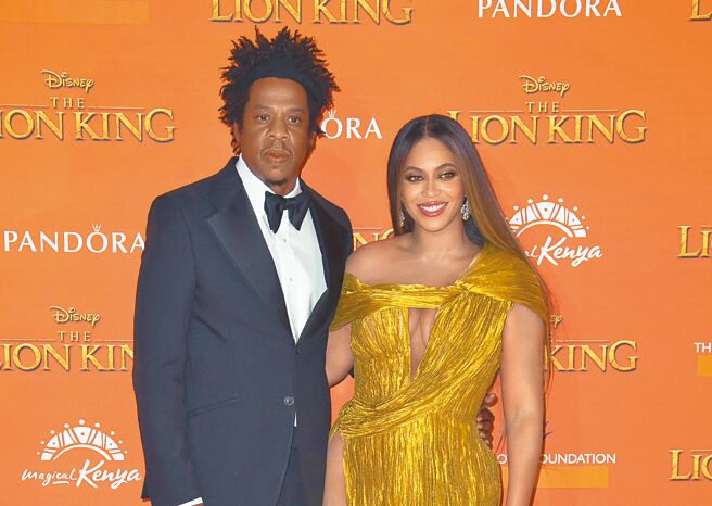 碧昂丝（右）与老公杰斯各自在葛莱美奖上获得88项提名，成为史上入围最多项的音乐人。（美联社）