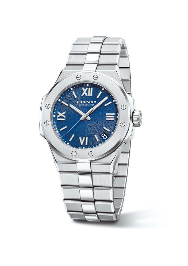 萧邦Alpine Eagle Large系列腕表，47万2000元。（CHOPARD提供）