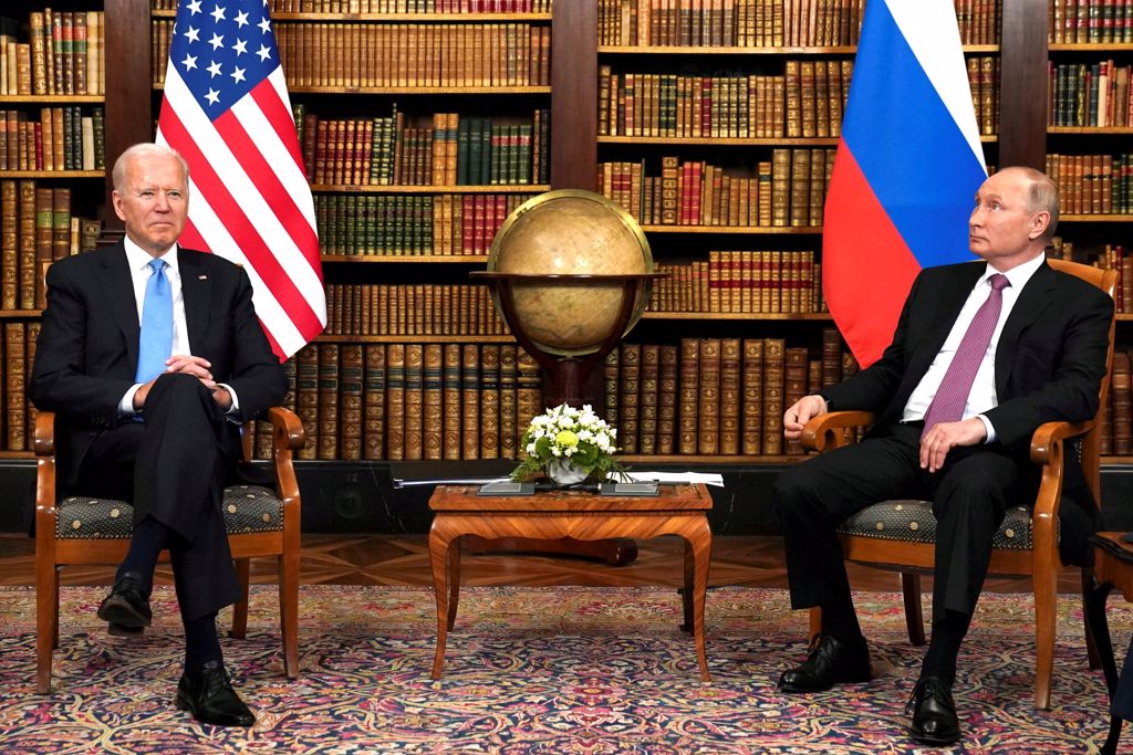 克宫表示，目前总统普丁（Vladimir Putin）与美国总统拜登（Joe Biden）举行峰会的计画；图为去年2021于日内瓦的18世纪拉格兰奇别墅（Villa La Grange）举行美俄元首峰会。 资料照/路透社(photo:ChinaTimes)