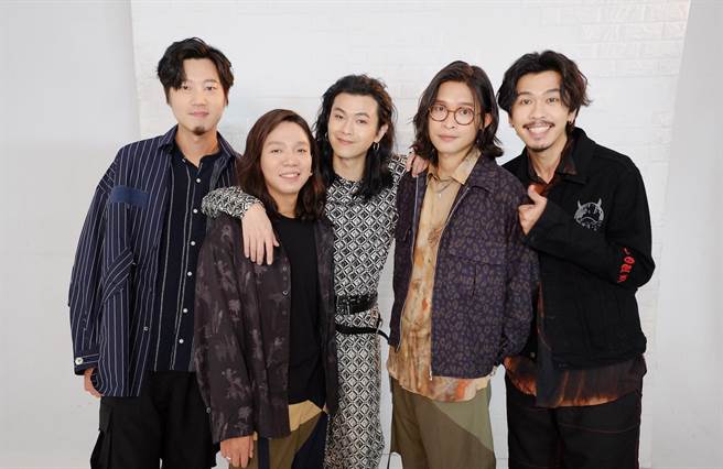 麋先生迎接成軍十年，將在12月於高雄開唱。（相信音樂提供）