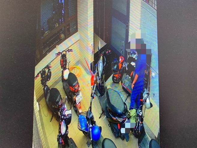 陈姓惯窃接连于永康两处移工宿舍行窃，龙潭所员警悉心比对，终于破获3年前窃案。(警方提供／曹婷婷台南传真)