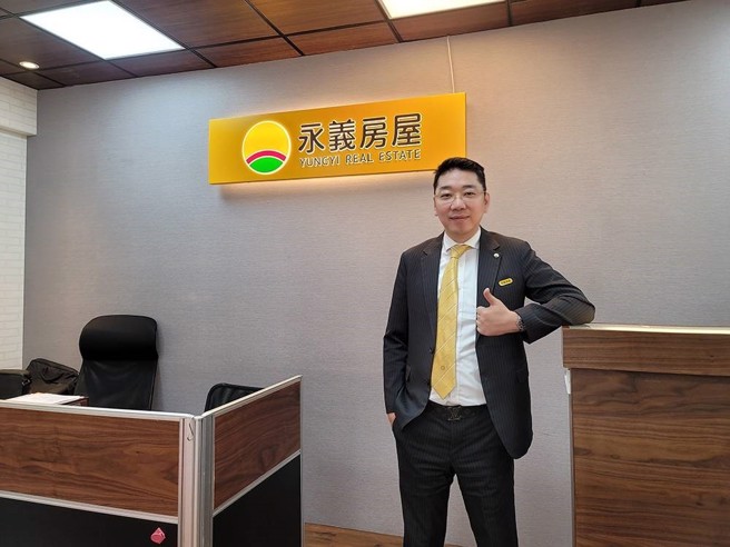 永義房屋藝文展演捷運加盟店才開幕7個月，業績就達到8600萬元，平均單月業績1200萬元，達成永義房屋桃園區第一名目標！（圖片來源/ 永慶房產集團）