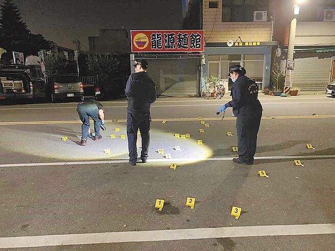 台南学甲区日前发生枪击案，歹徒共扫射88枪。（警方提供／本报资料照片）